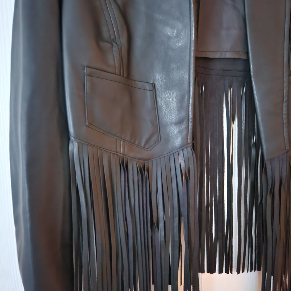 Black faux leather fringed jacket size medium. - Picture 4 of 6